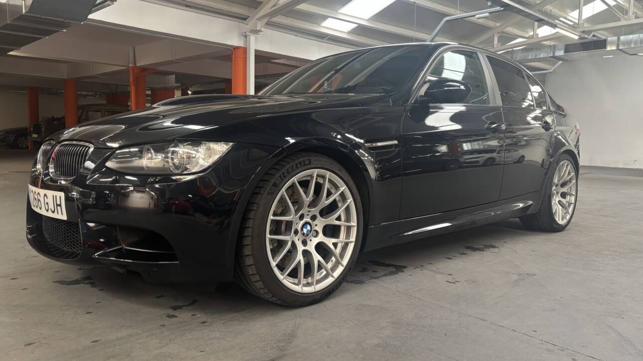 BMW M3 E90