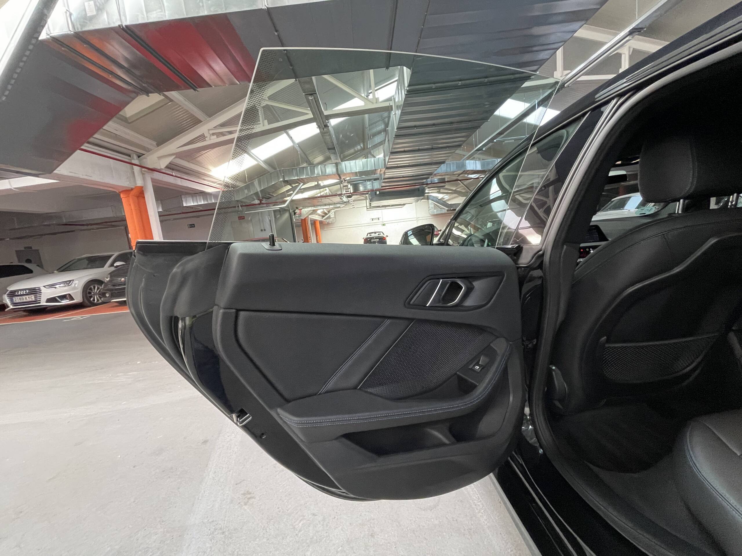 BMW SERIE 218d pack M, photo 19