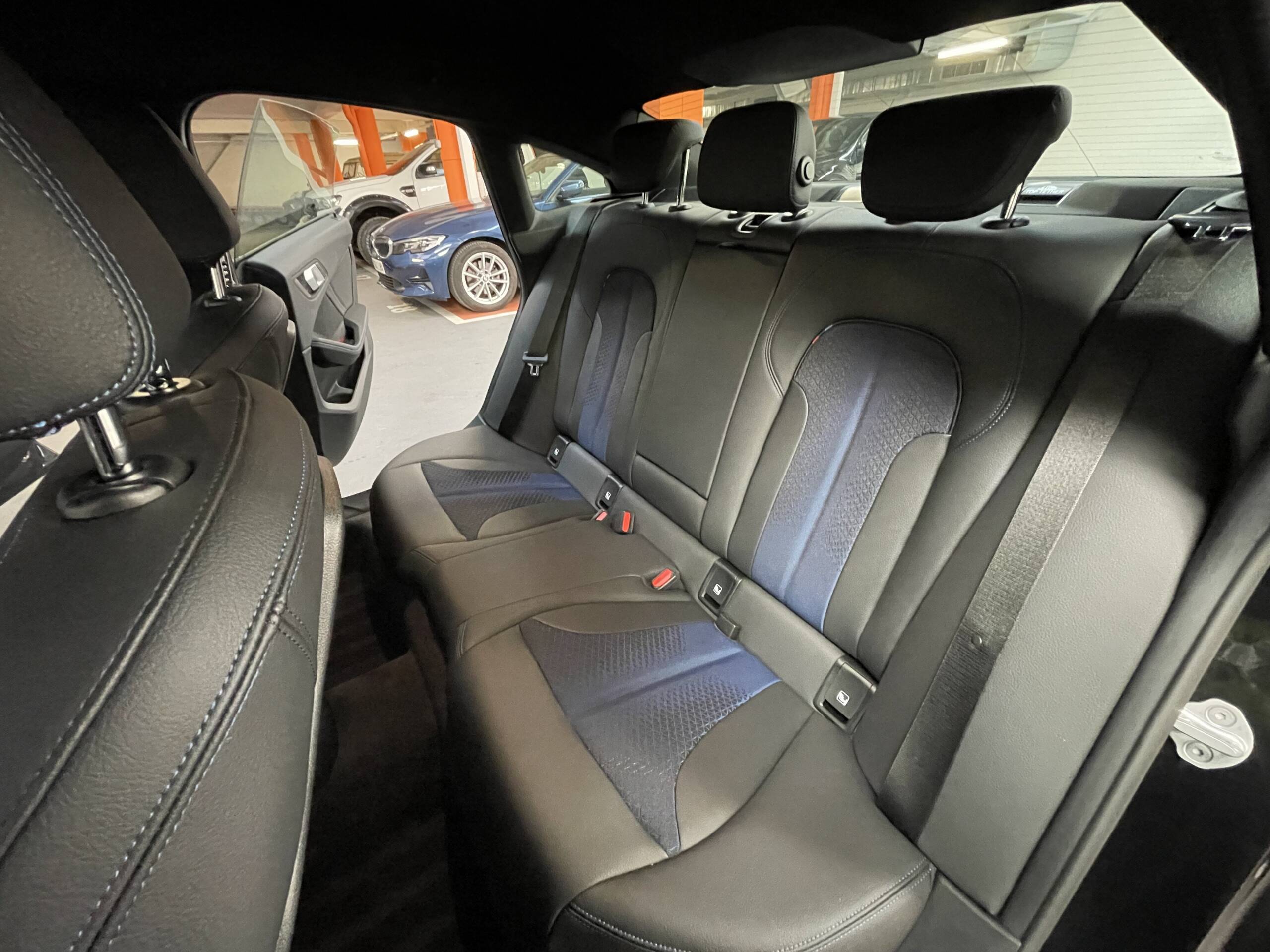 BMW SERIE 218d pack M, photo 30