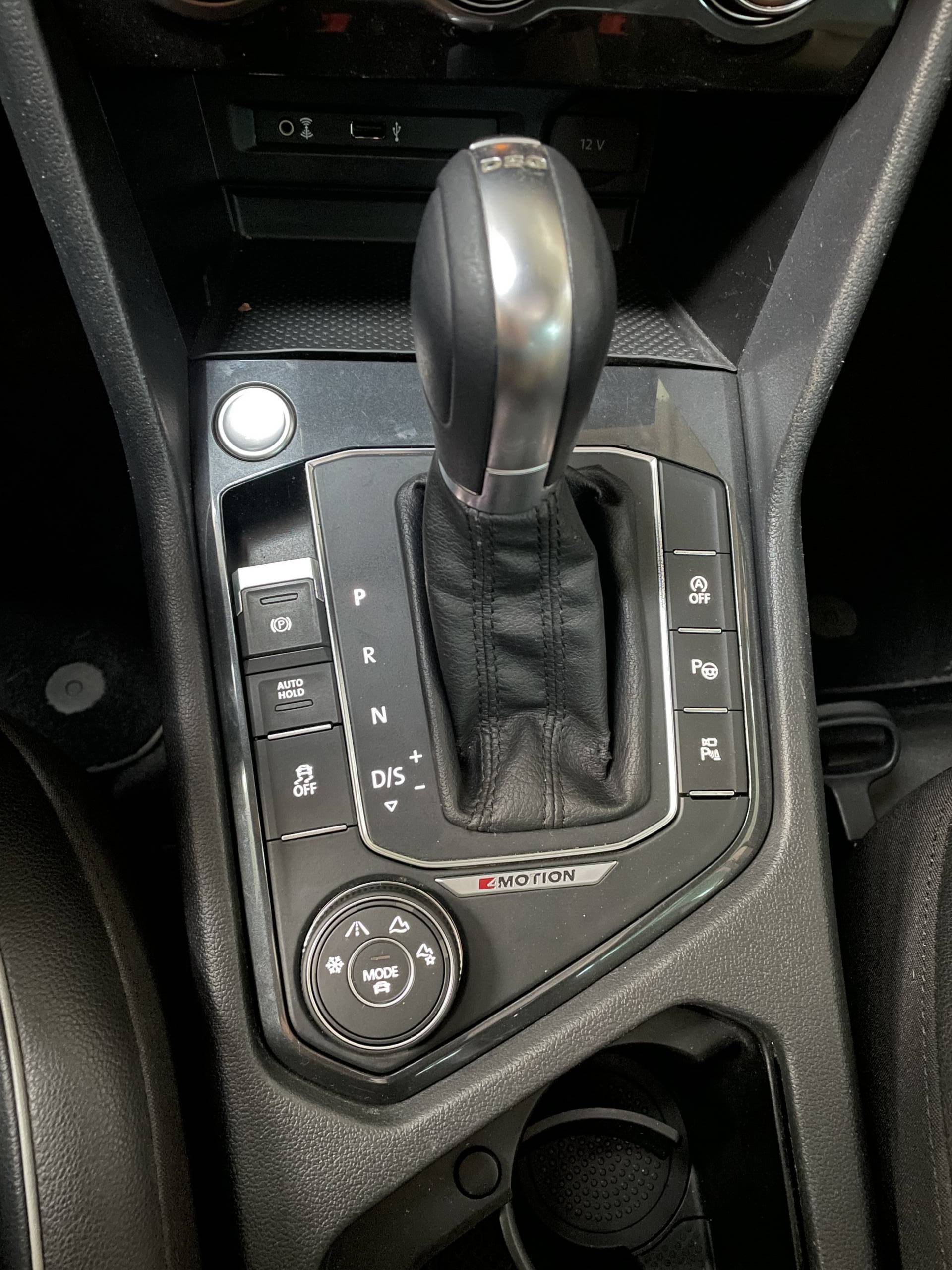 Volkswagen Tiguan 2.0 TDi 4motion Sport, photo 38